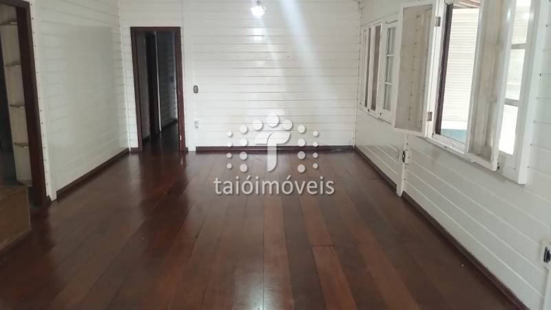 Casa em Condomínio aluguel REGIÃO - Referência TI447D59